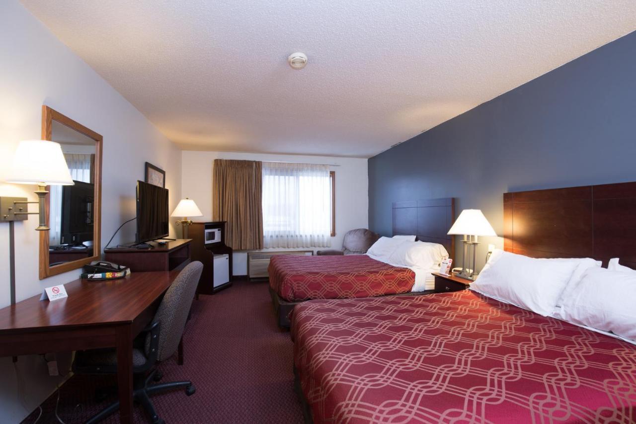 Travelodge By Wyndham Меррілл Екстер'єр фото
