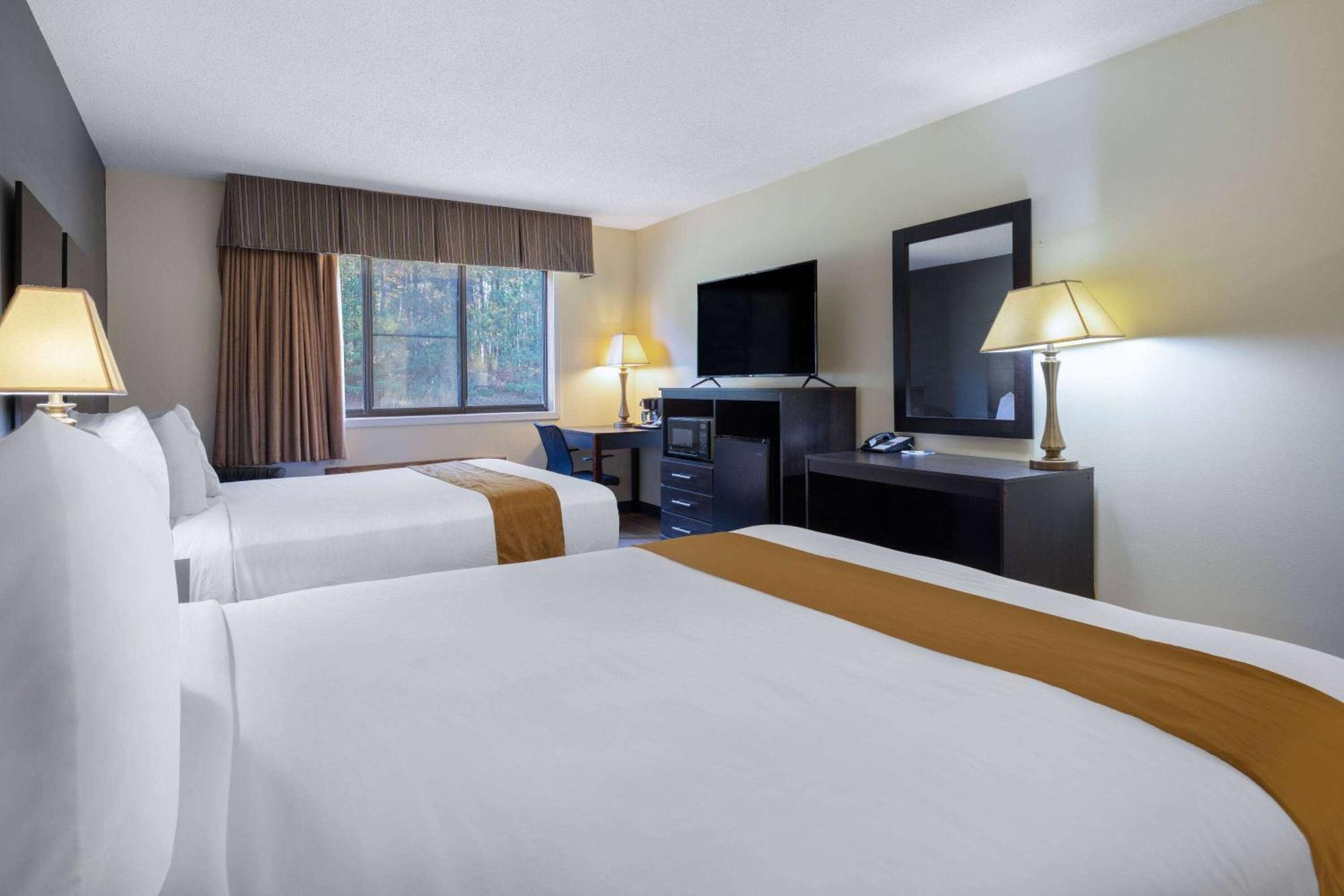 Travelodge By Wyndham Меррілл Екстер'єр фото
