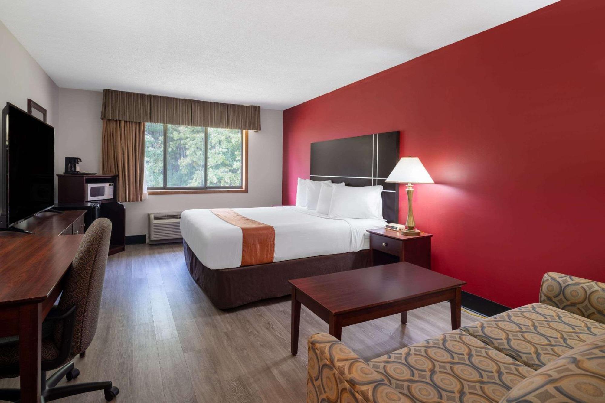 Travelodge By Wyndham Меррілл Екстер'єр фото