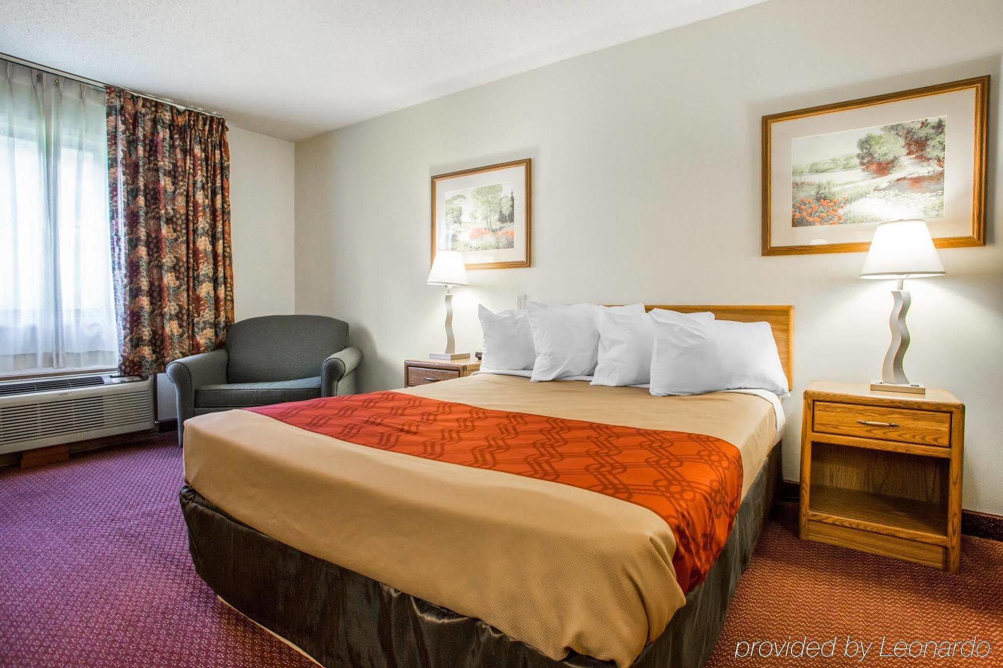 Travelodge By Wyndham Меррілл Екстер'єр фото