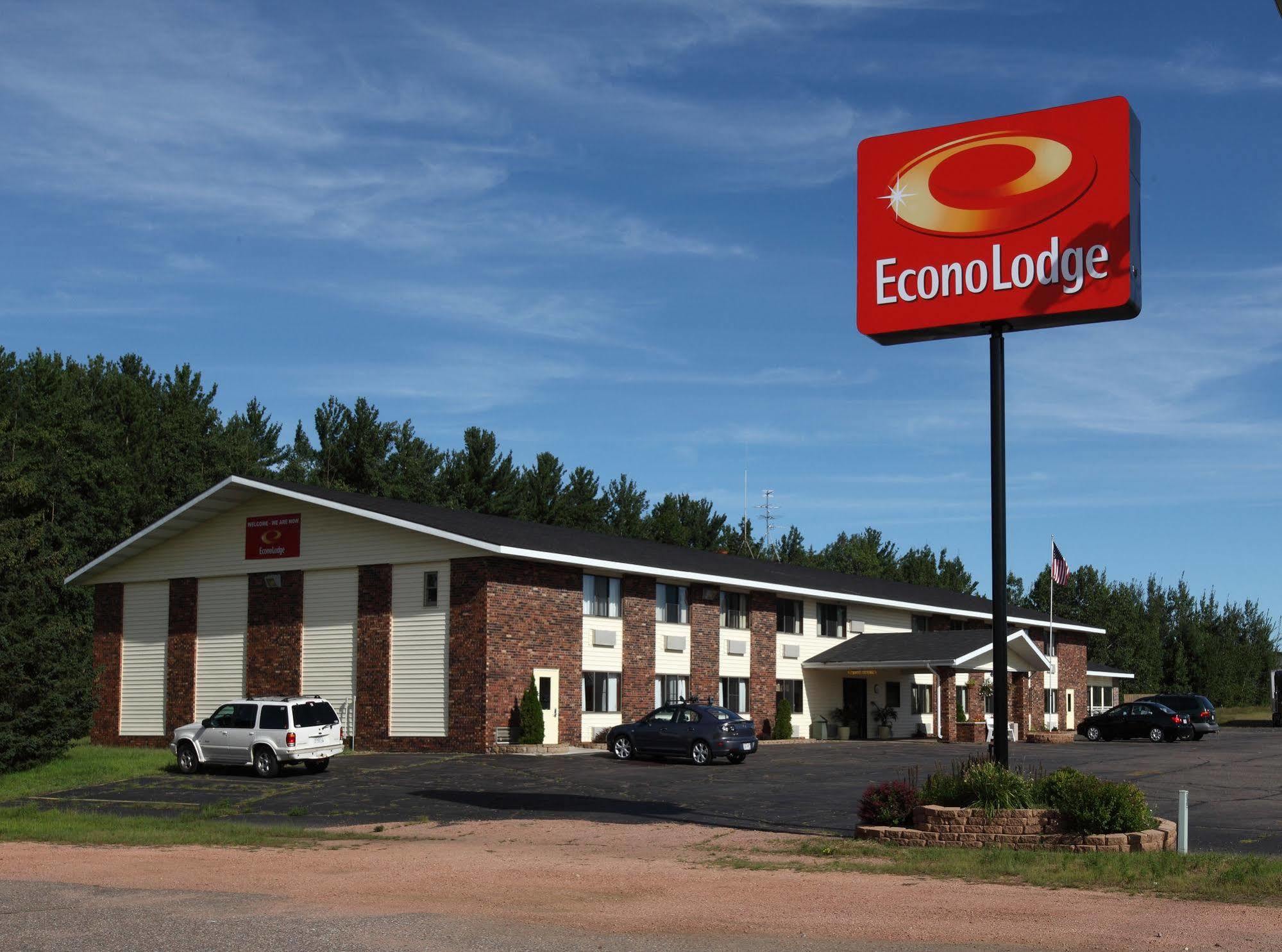 Travelodge By Wyndham Меррілл Екстер'єр фото